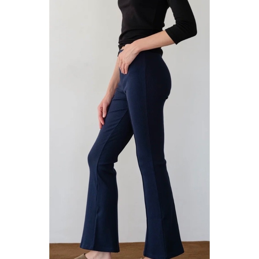 Donni Navy Blue Ribbed Knit Flare Pants High Waist Seam Detail Size XS